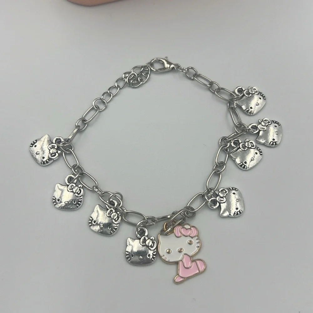 Hello Kitty Jewelry Set - Picture 2 of 5